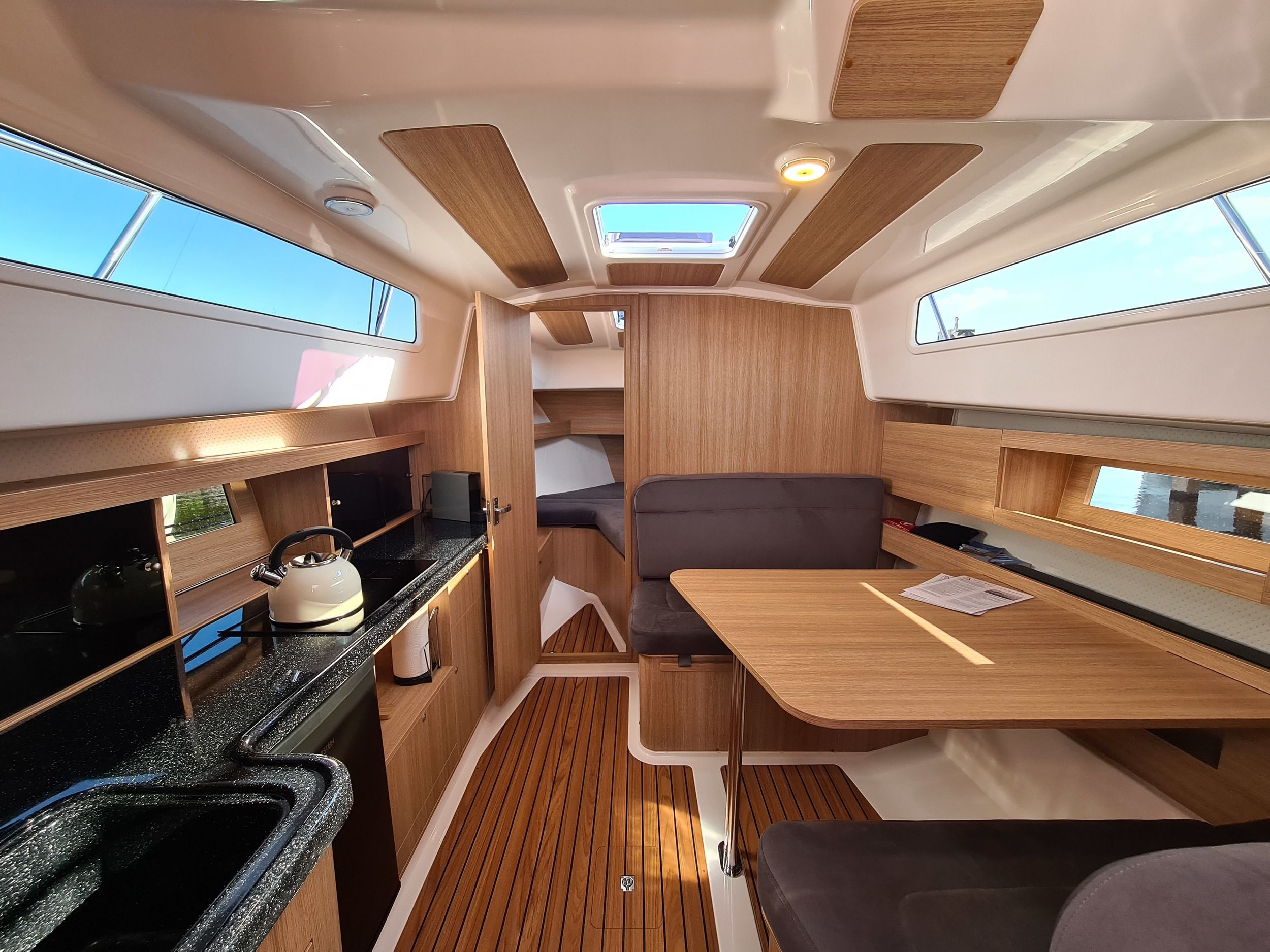 Northman Nexus Revo 870 Cabrio Electric — foto 1 van 2