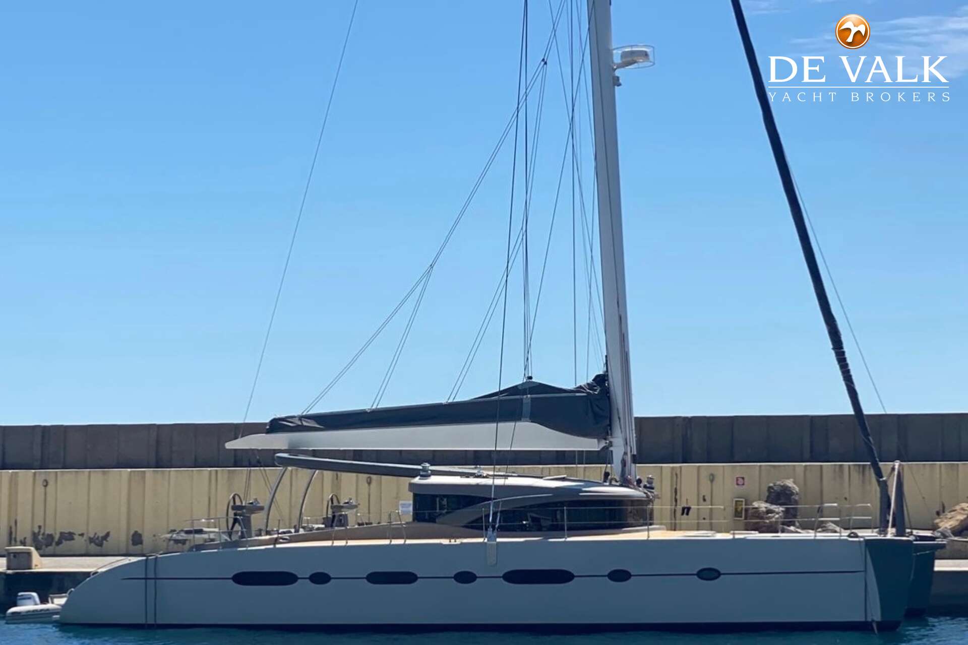 Aquamarine Aldabra 600 — foto 2 van 13