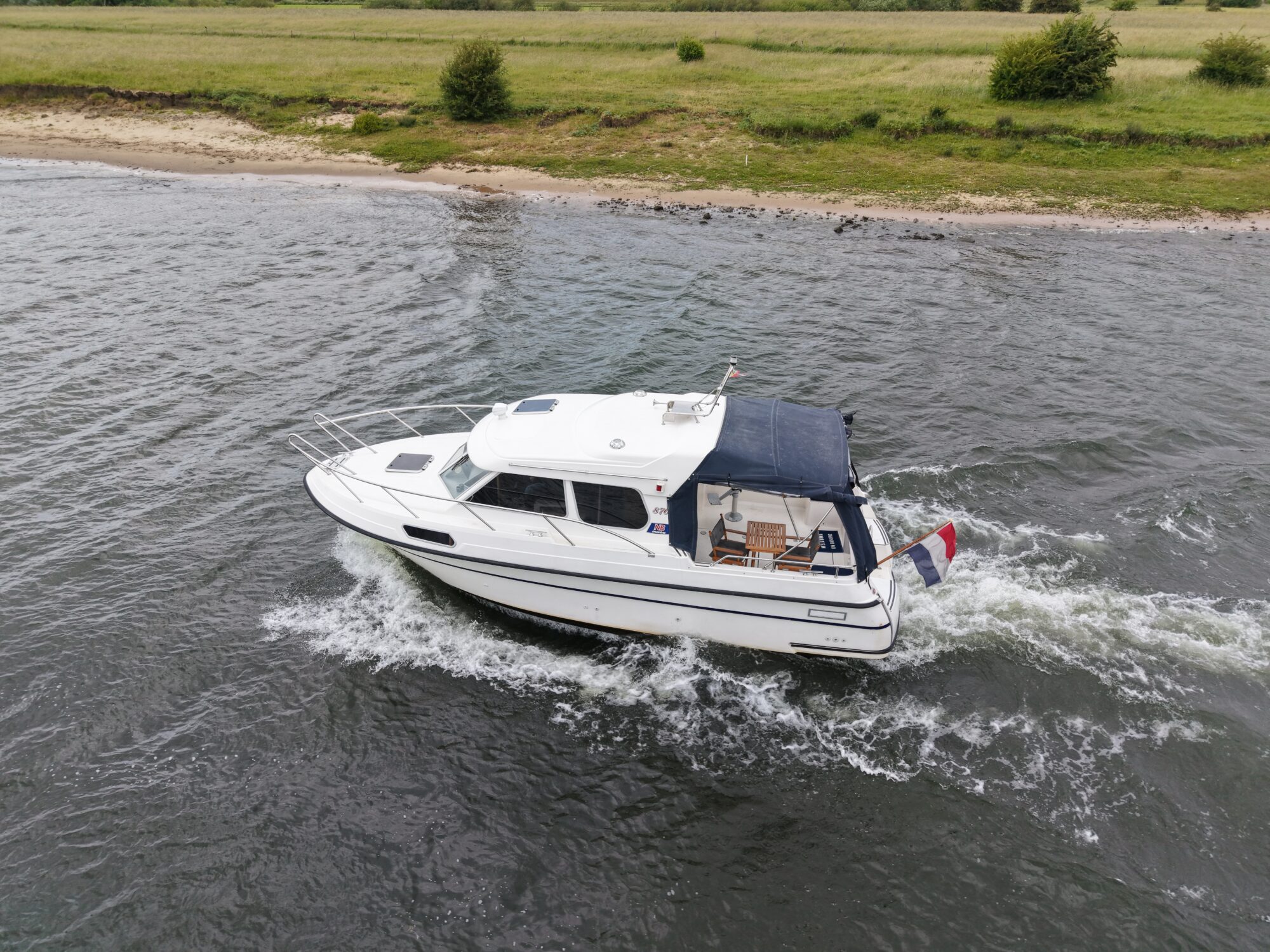 NB Marine 8700 — foto 4 van 37