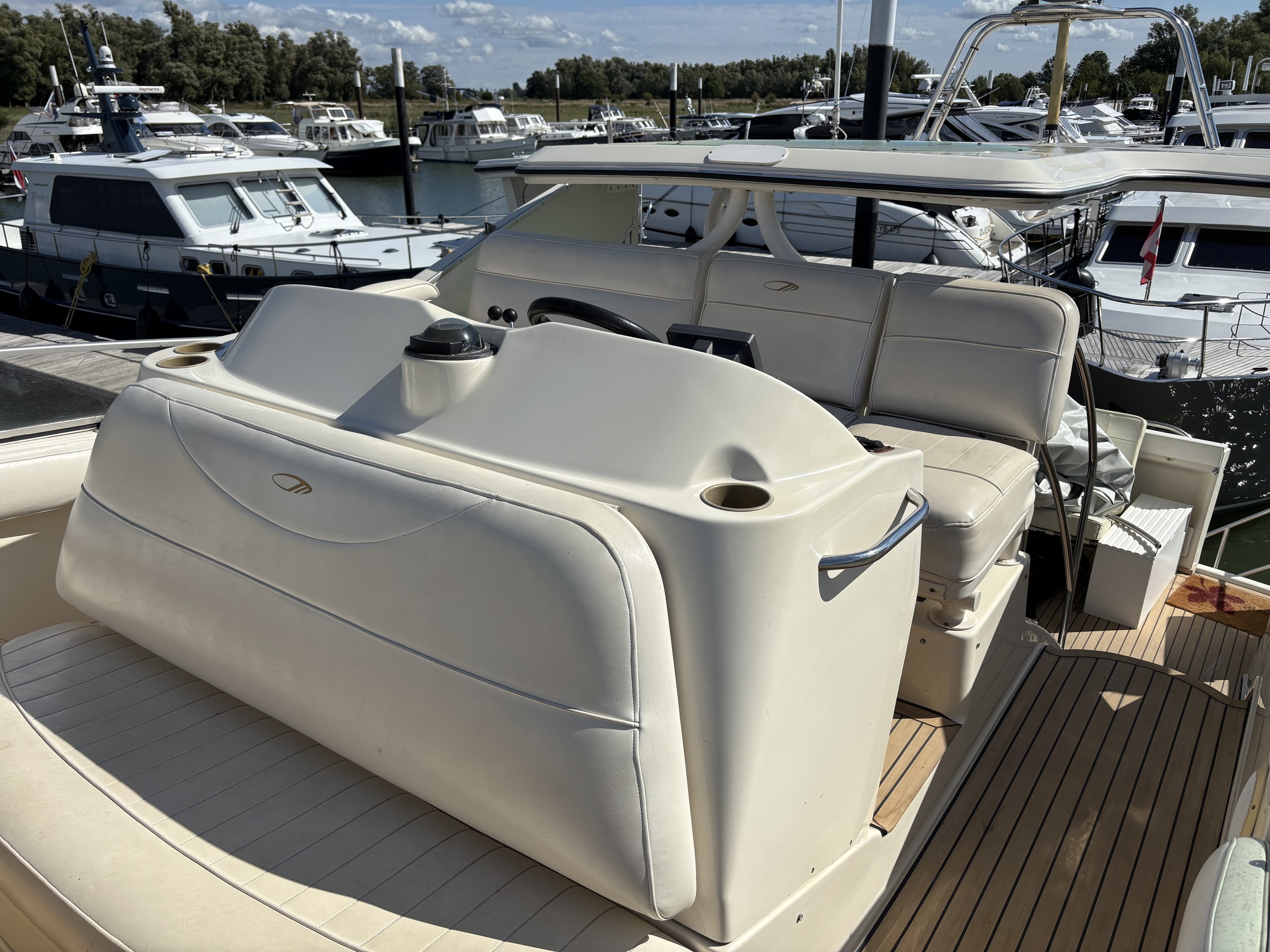 Maxum 4100 SCA — foto 6 van 35