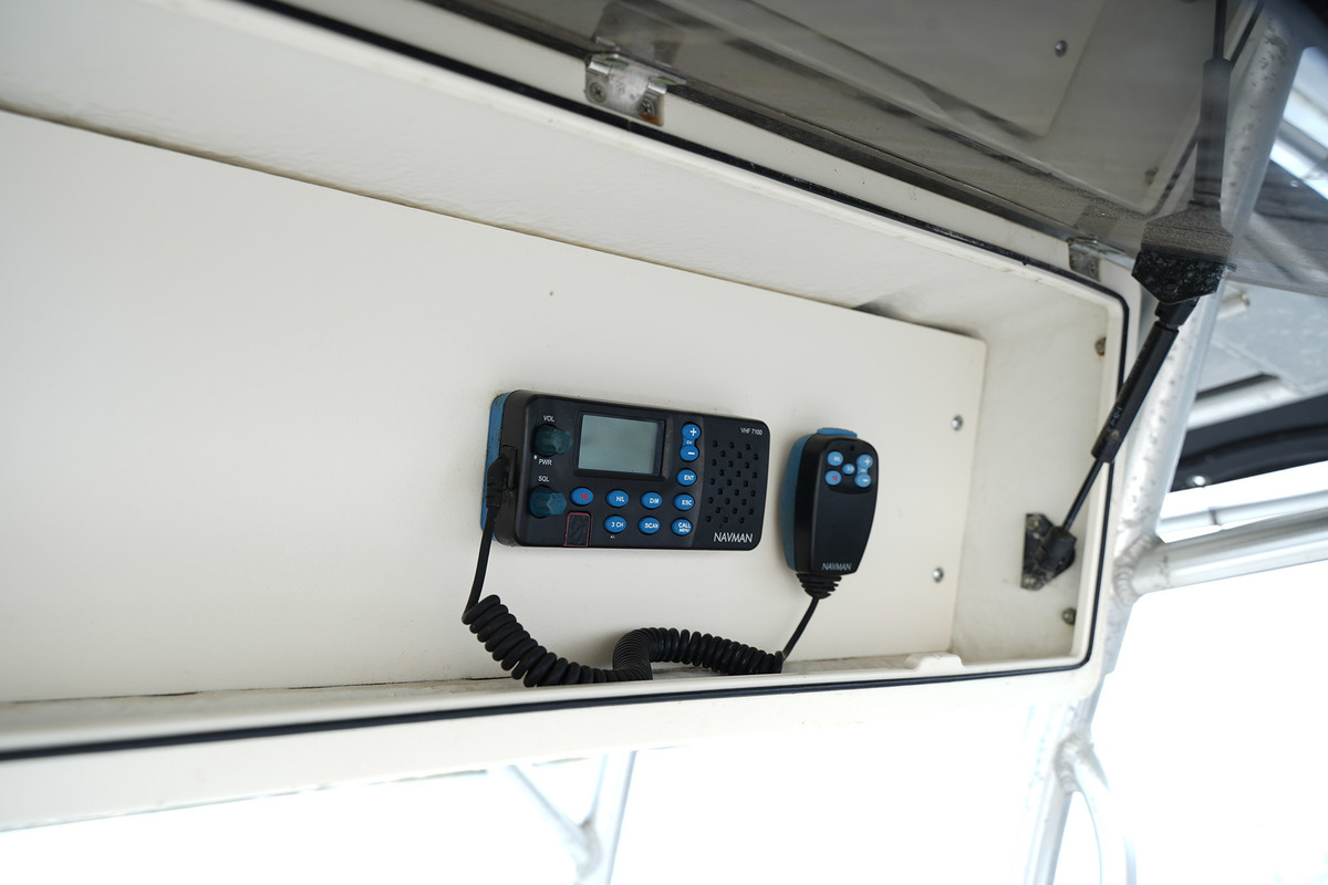 Boston Whaler 270 Outrage — foto 27 van 44