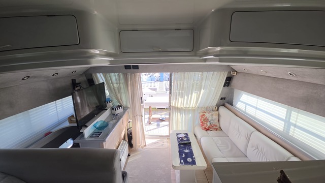 Mochi Craft 46 Harttop - BluYachting — foto 4 van 12