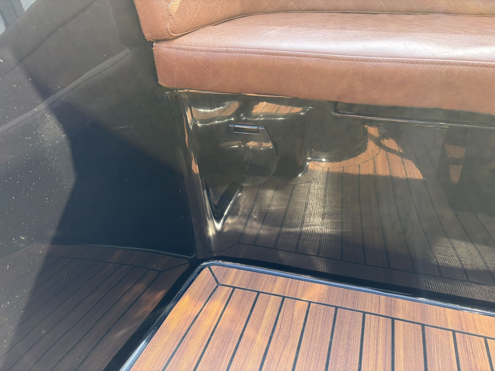 Maxima 600 Tender — foto 10 van 15