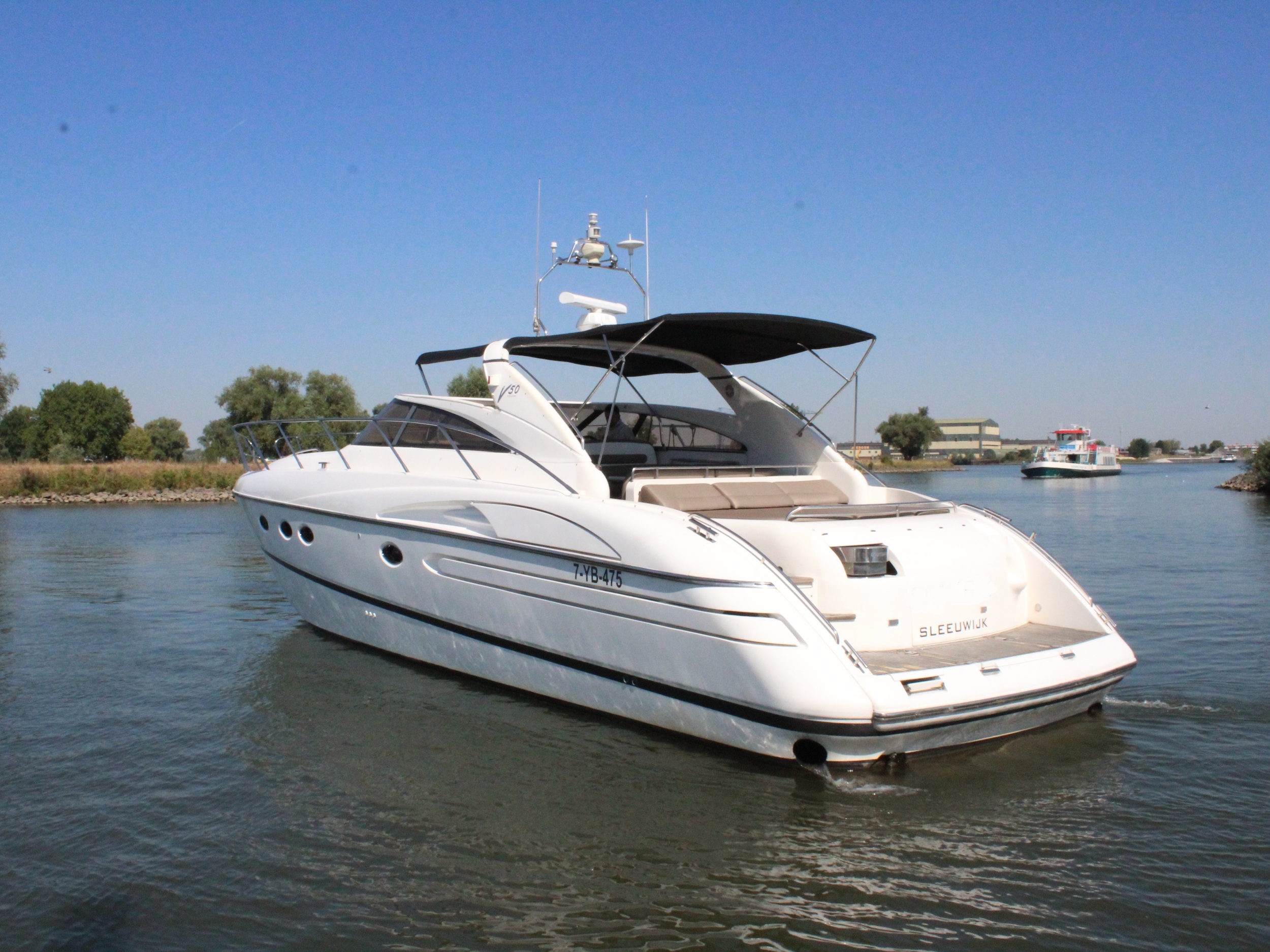 Princess V50 — foto 3 van 20