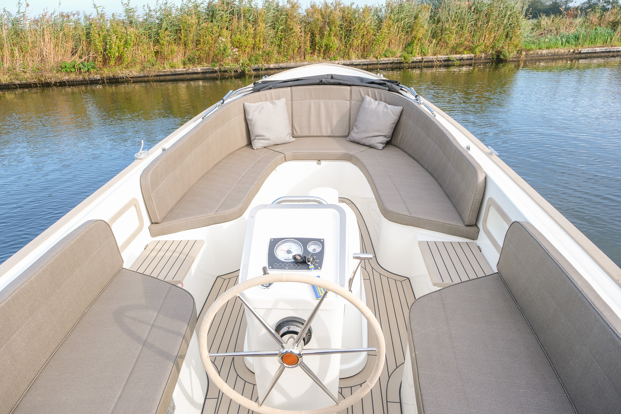 Antaris Fifty5 — foto 5 van 12