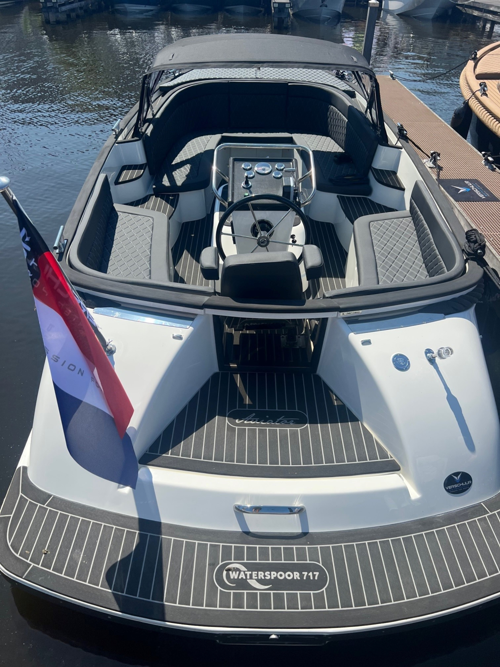 Waterspoor 777 Aviator  — foto 2 van 11