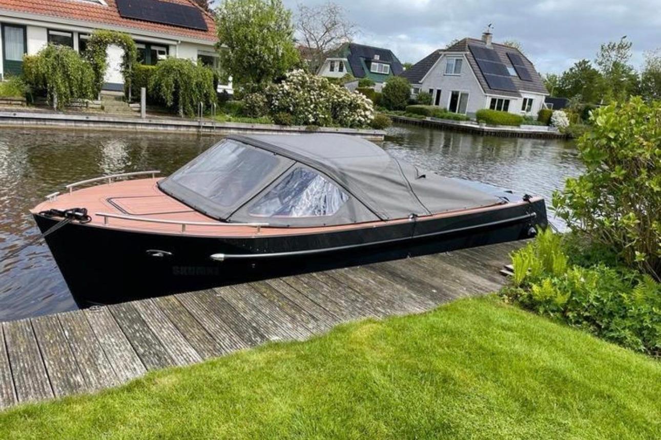 Maxima 730