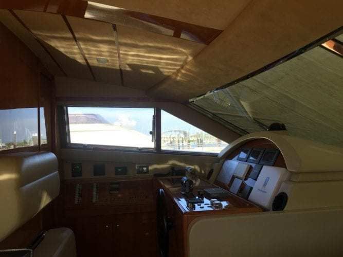 Ferretti 680 — foto 1 van 1