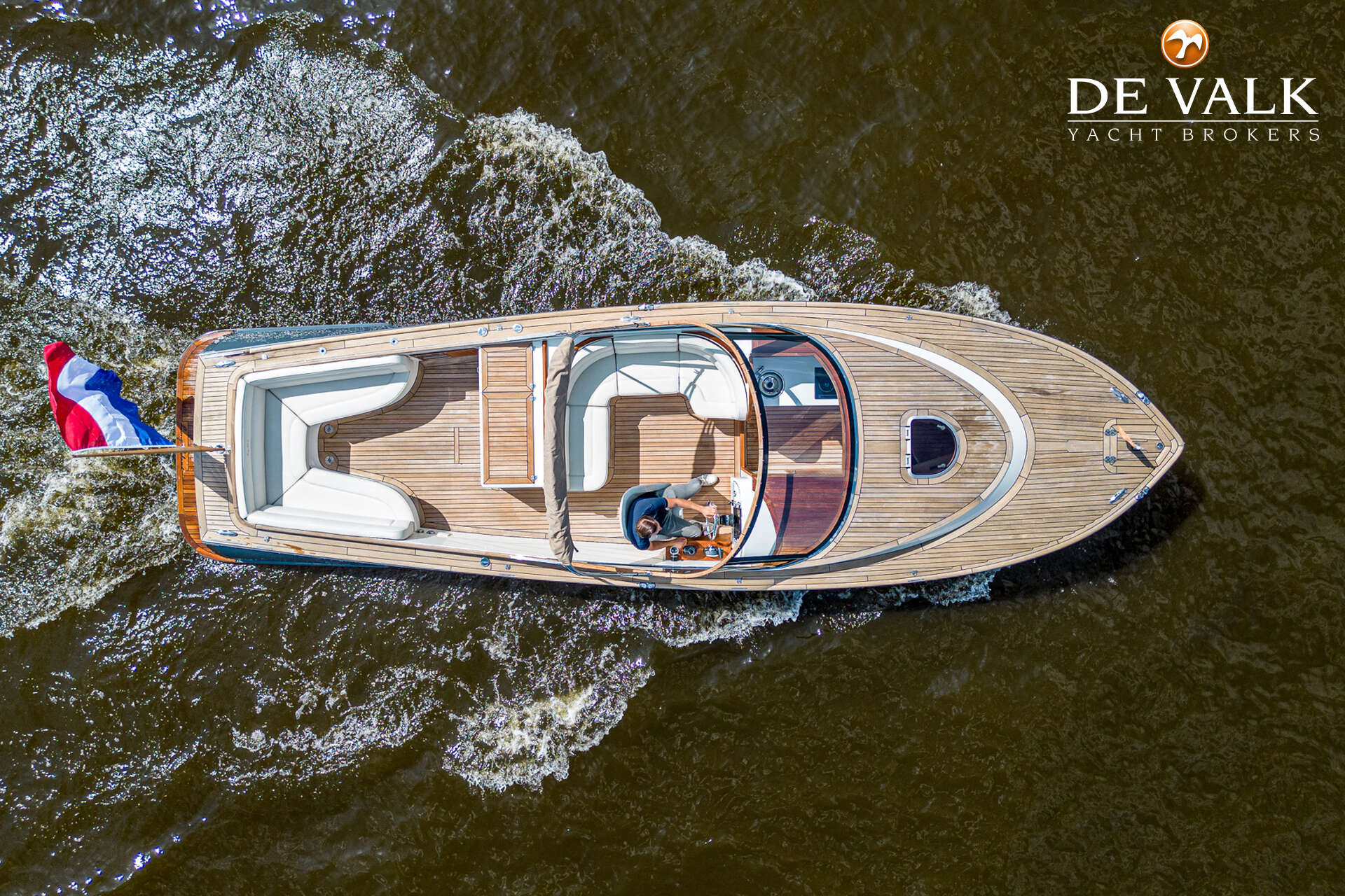 Long Island 33 Runabout — foto 9 van 43