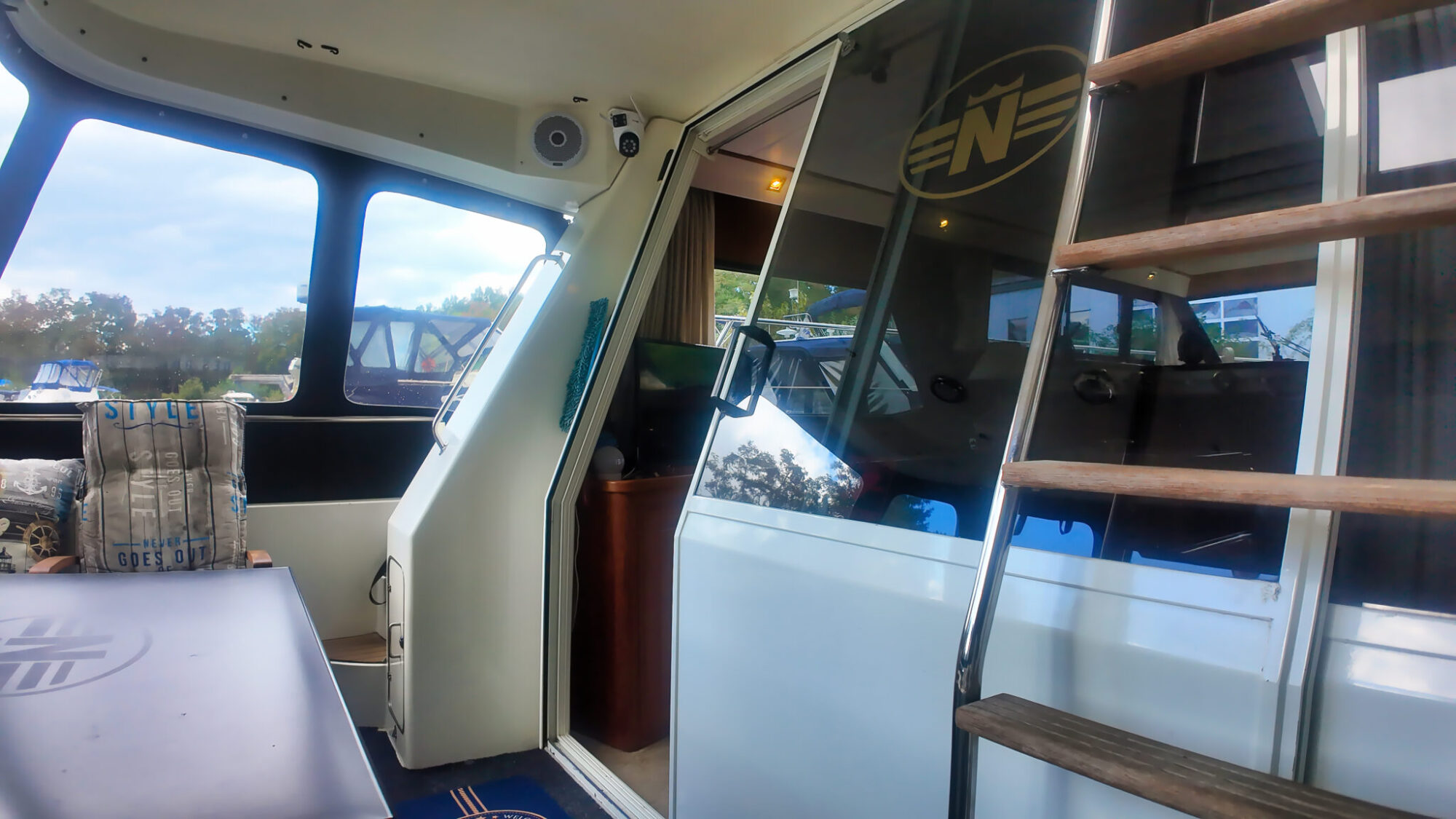 Neptunus 138 / 46 Flybridge Sedan — foto 31 van 32