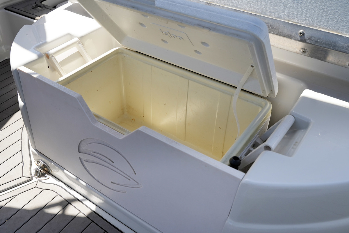 Crownline 315 SCR — foto 17 van 43
