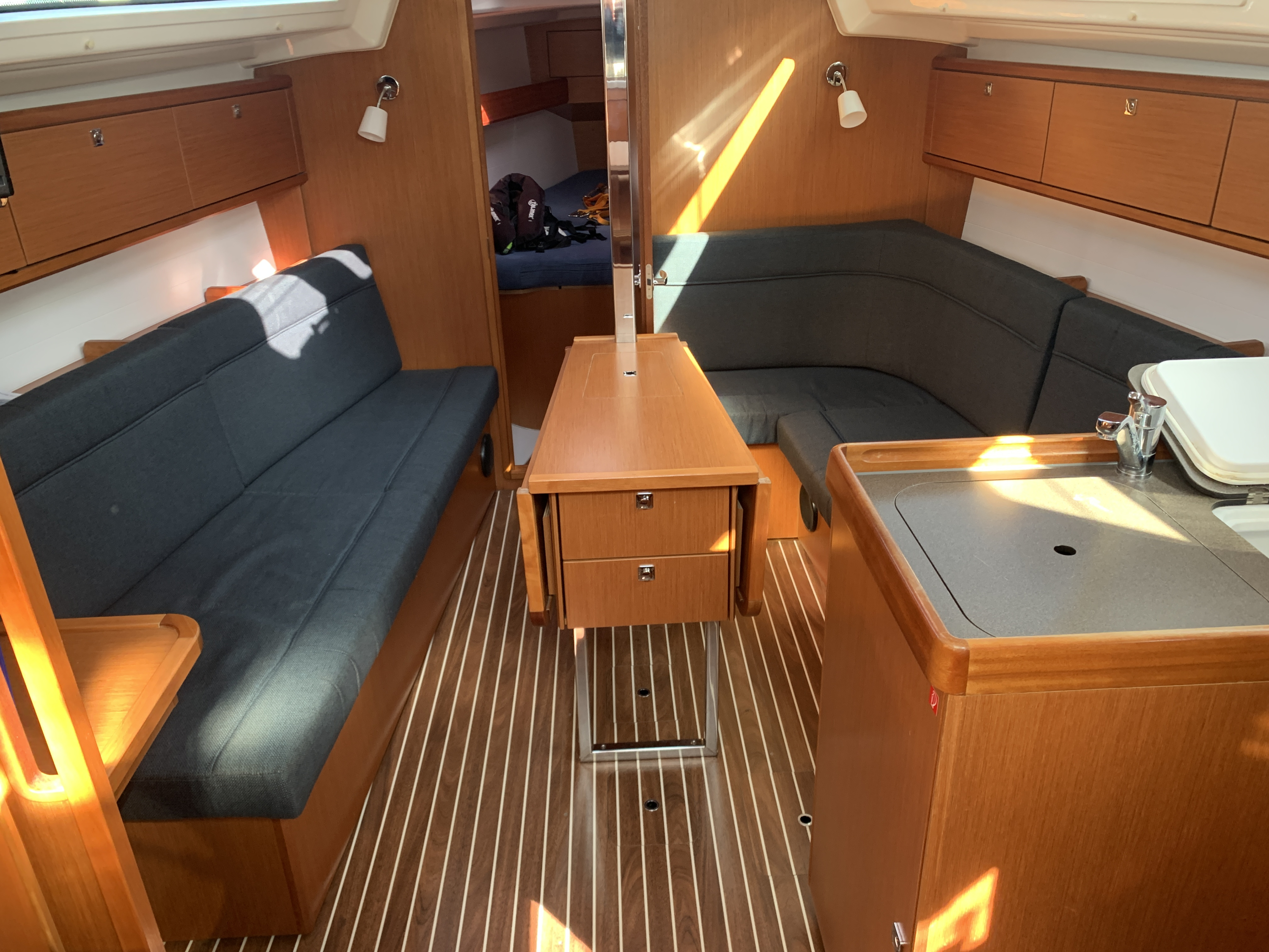 Bavaria Cruiser 34 — foto 29 van 57