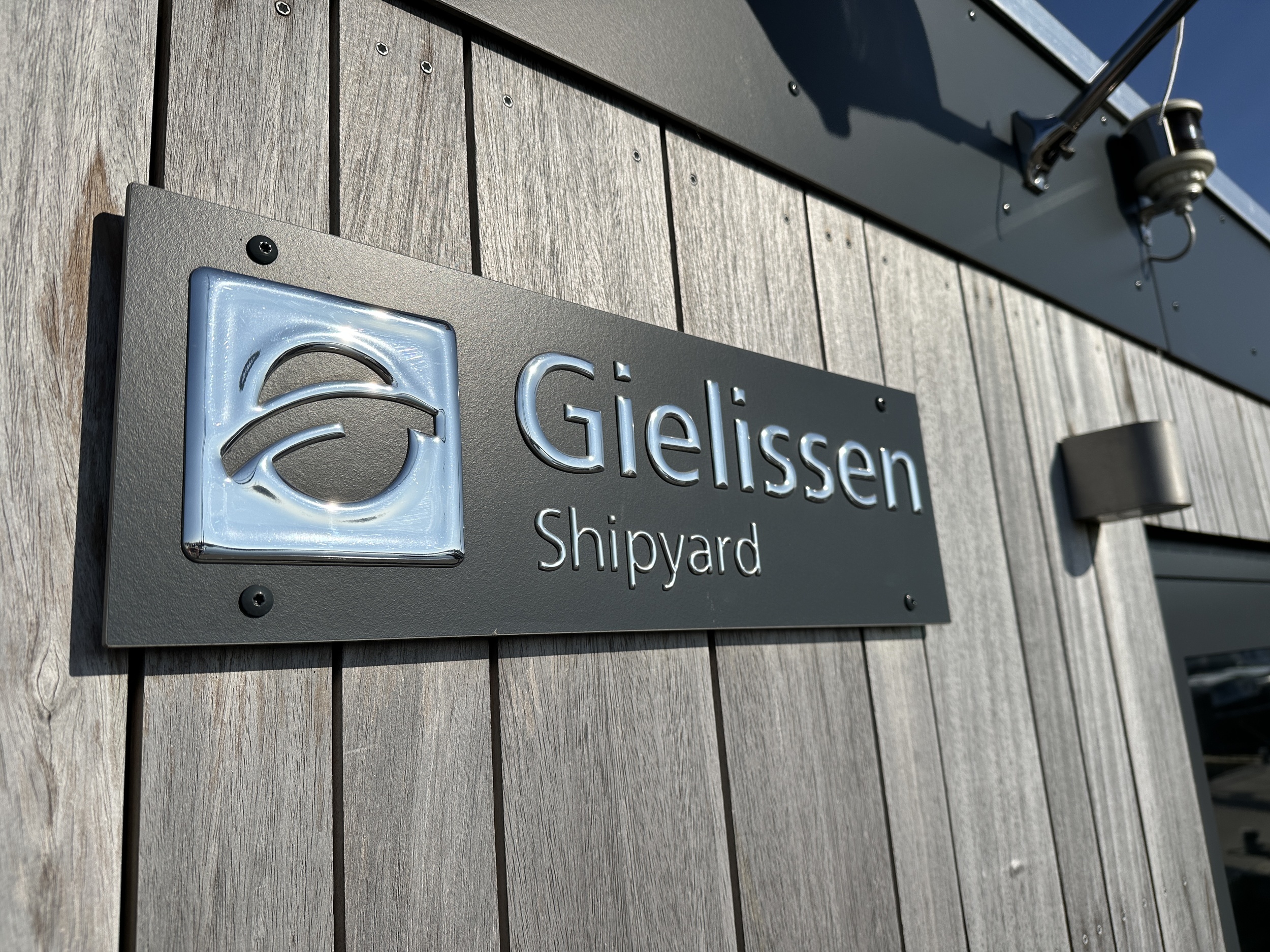 Gielissen Marin Home 32 Tiny Houseboat — foto 39 van 43