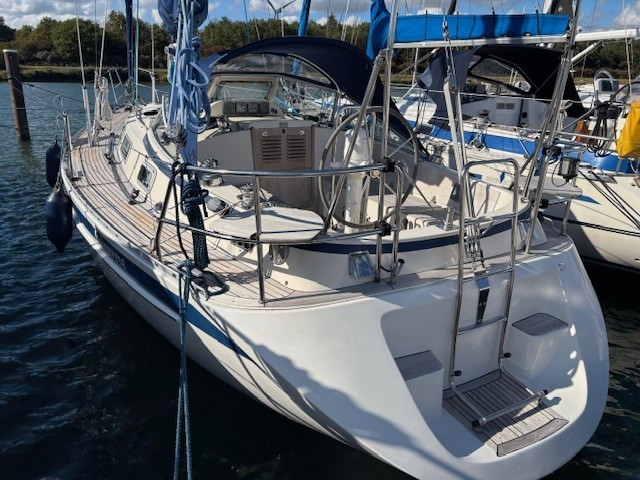 Hallberg-Rassy 31 — foto 5 van 65