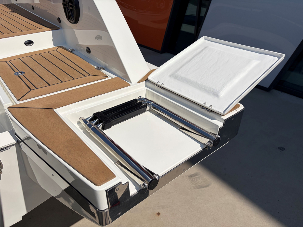 Clever  70s Tender Voorraad boot — foto 18 van 19