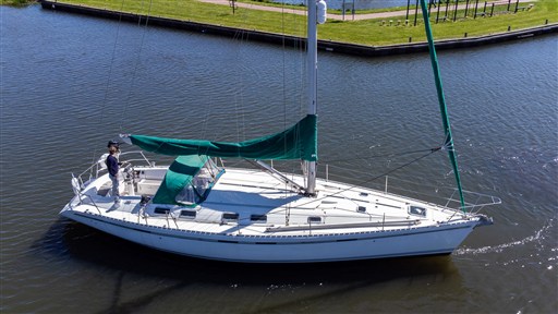 Beneteau First 45f5 (1990) — foto 12 van 12