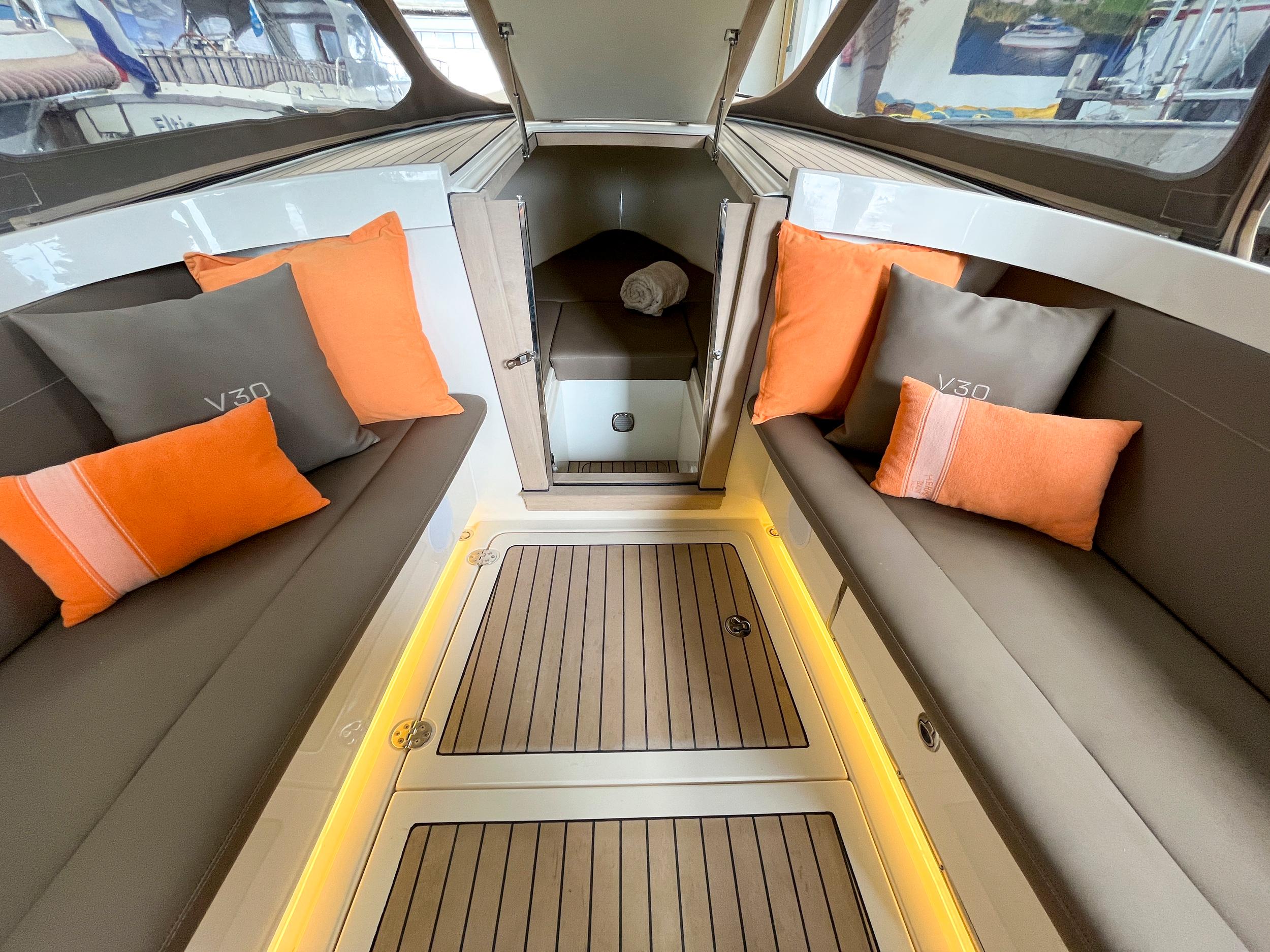 Venegy V30 Classic Cabin — foto 19 van 25