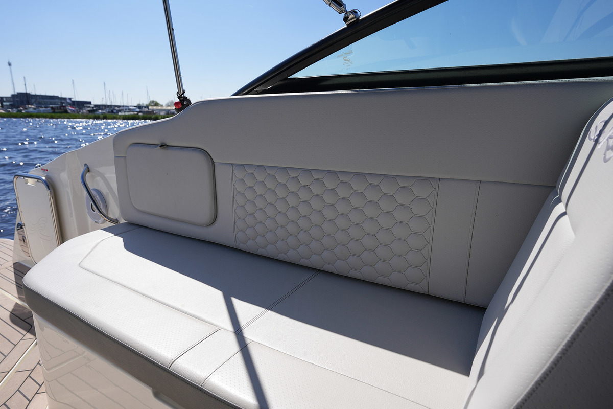 Sea Ray Sundancer 265 — foto 31 van 66