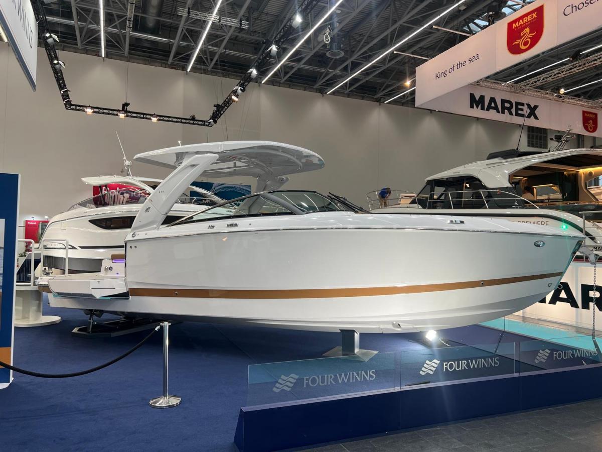Four Winns H9 Bowrider — foto 4 van 33