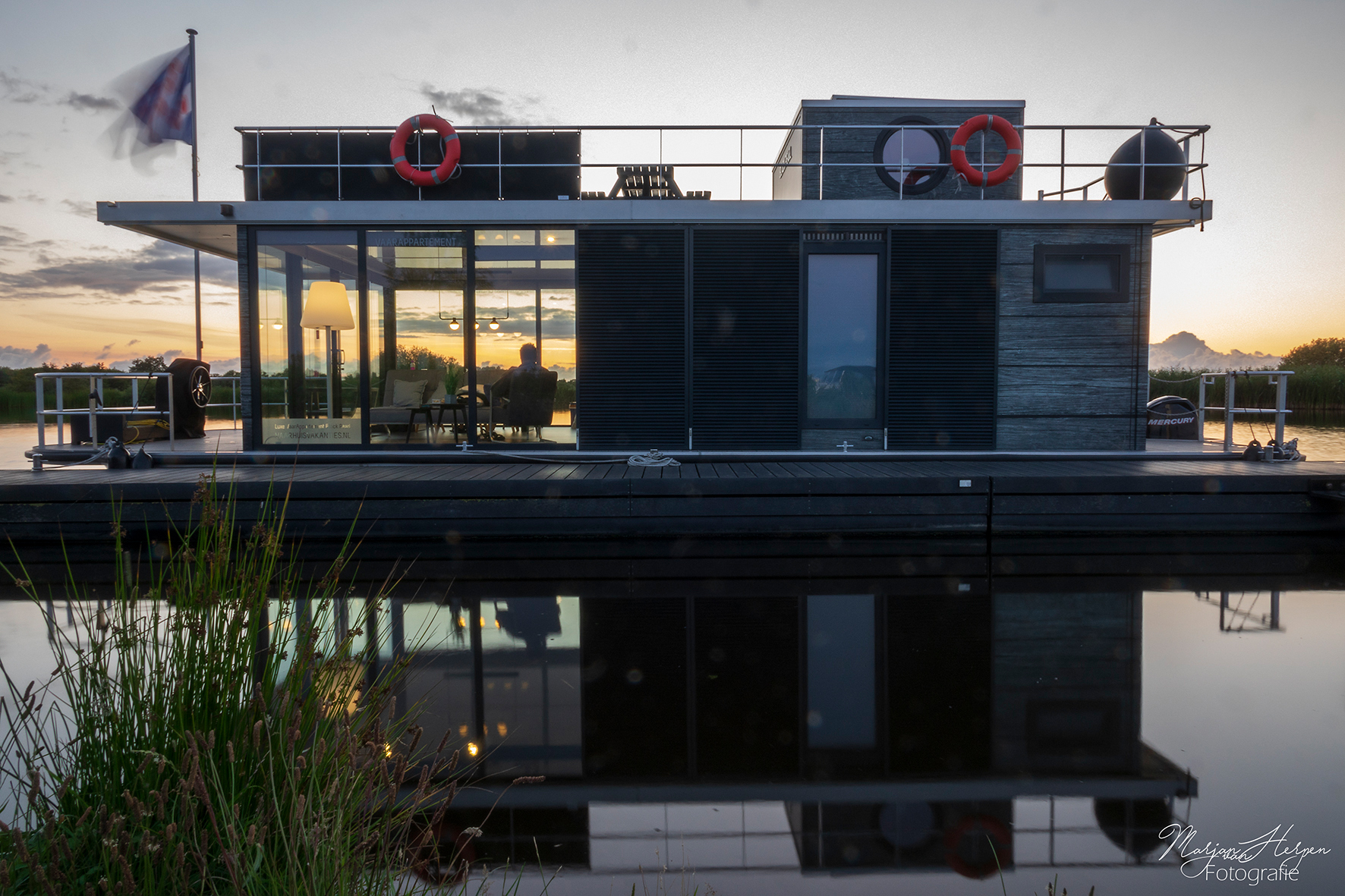 VaarAppartement 'Black Pearl' Houseboat - Panoramahut — foto 13 van 42