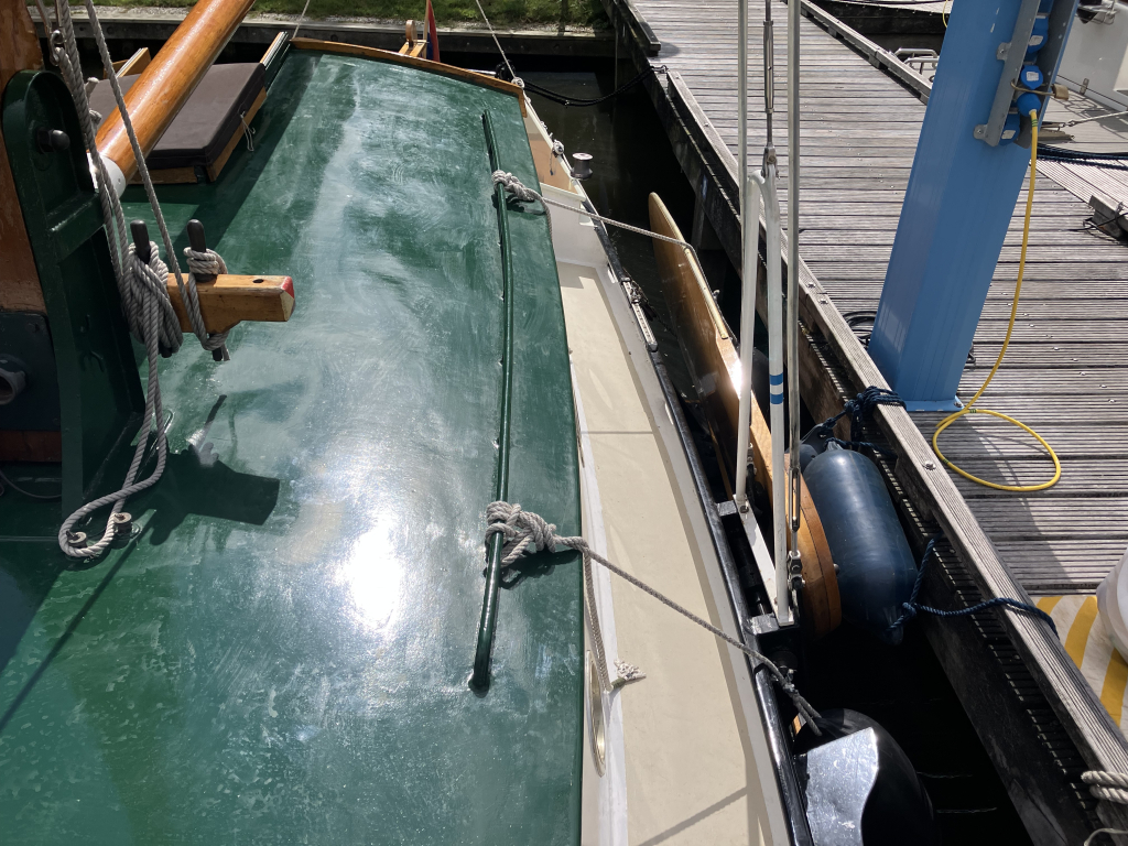 Huitema Zeeschouw 800 (1977) – Goed onderhouden platbodem met veel karakter — foto 13 van 41