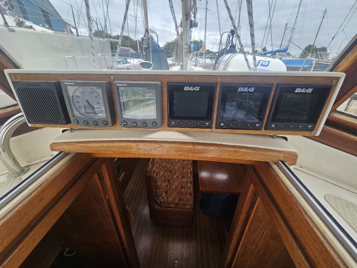 Trident Marine Warrior 38 — foto 21 van 30