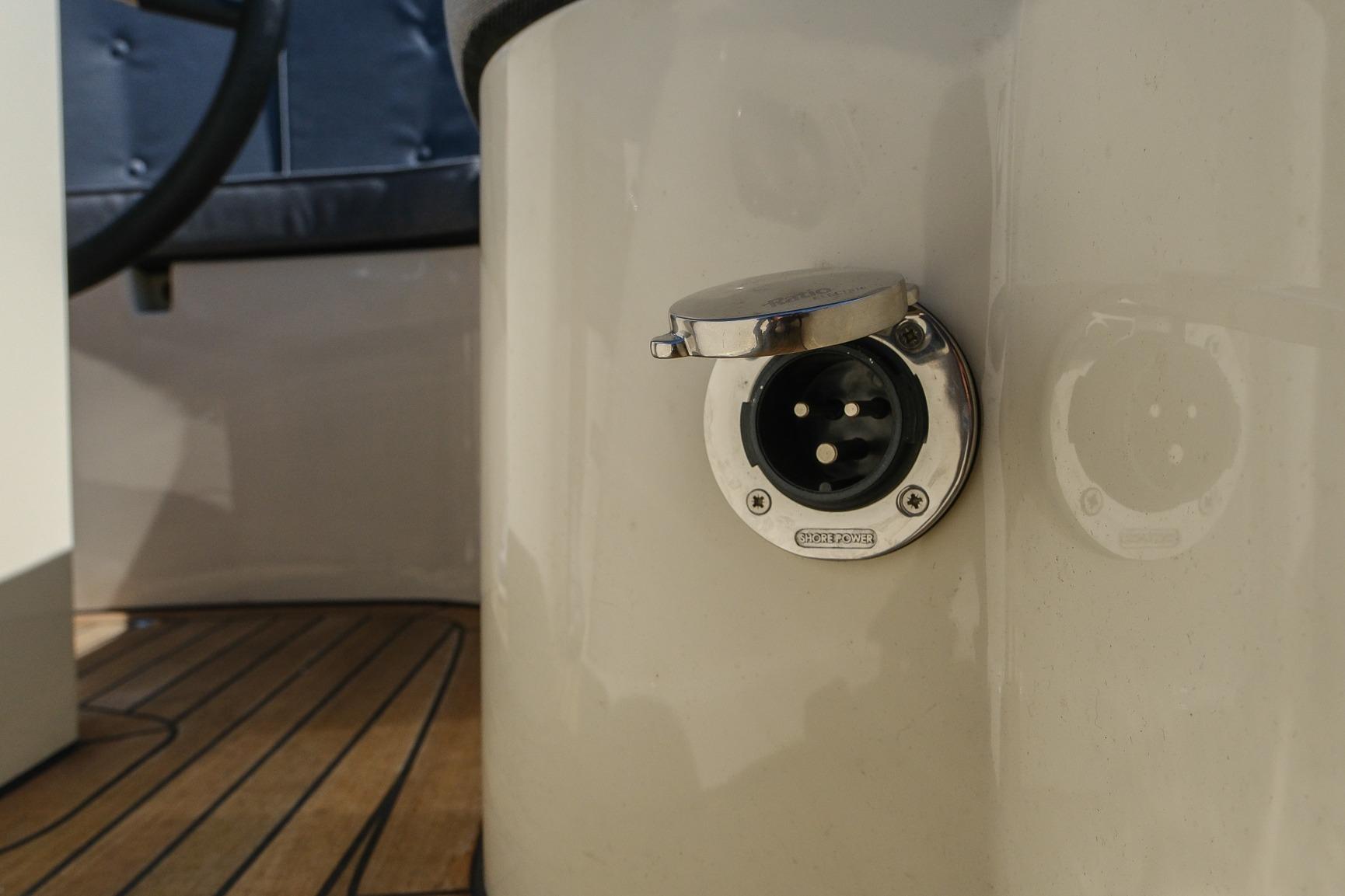 Antaris Fifty5 Elektro — foto 16 van 18