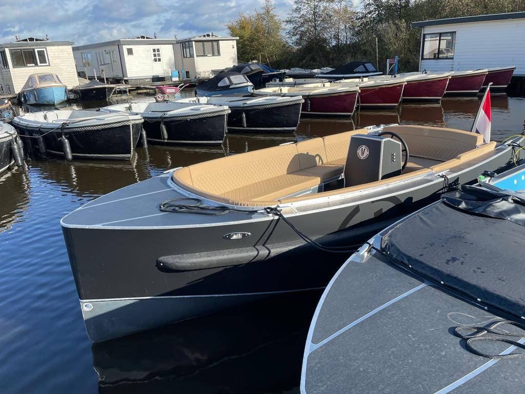 Van Vossen 650 sport e tender DEMO — foto 9 van 16