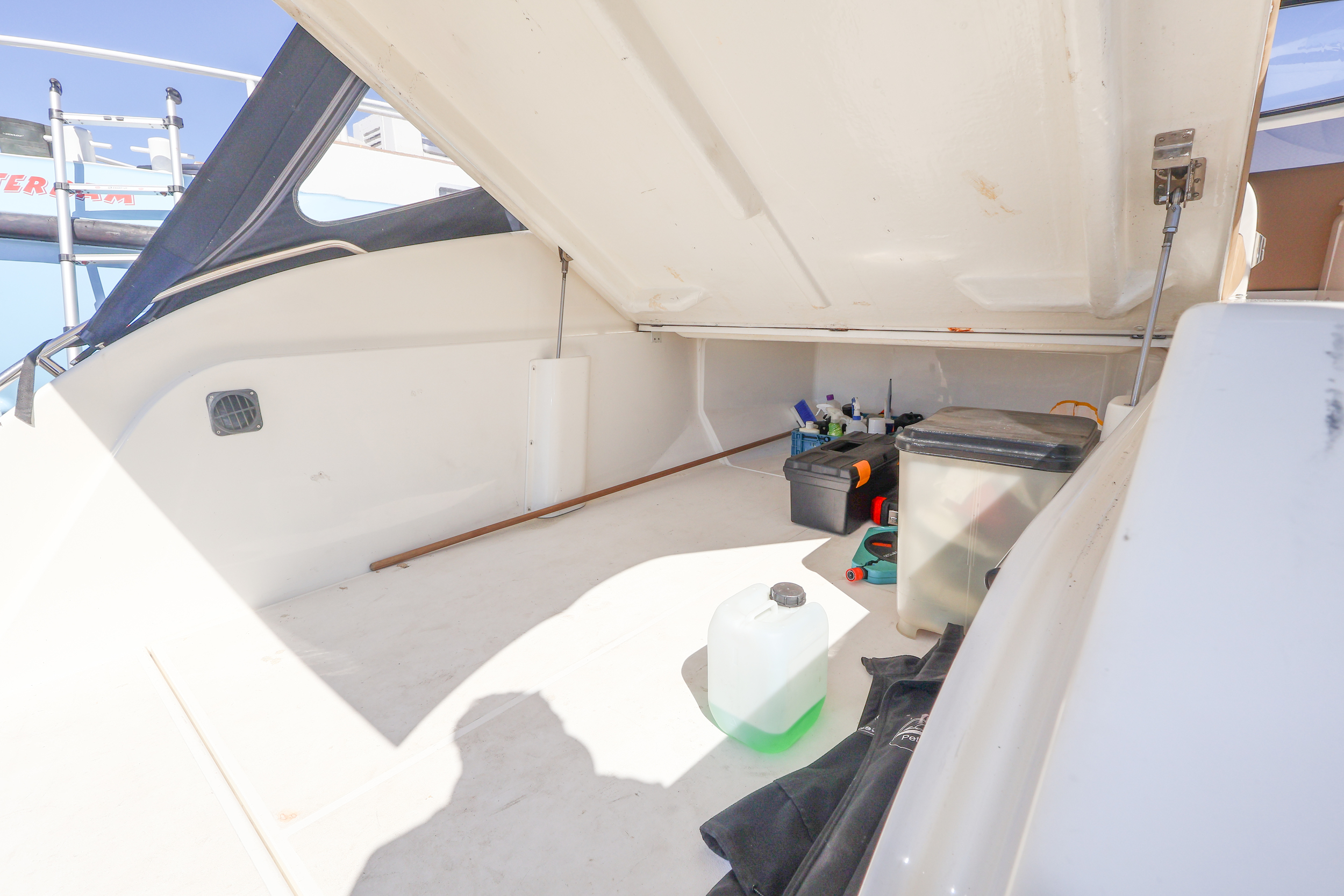 Princess V42 — foto 14 van 42