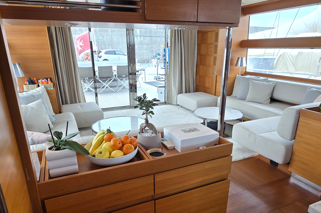 Delta Powerboats 88 Carbon — foto 20 van 75