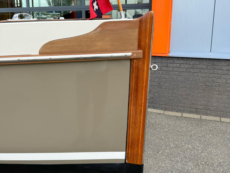Mogano Easy Launch 6.8 — foto 6 van 12