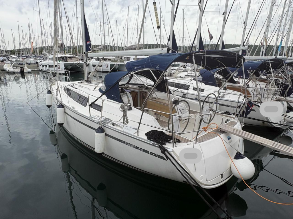 Bavaria Cruiser 34 — foto 1 van 23