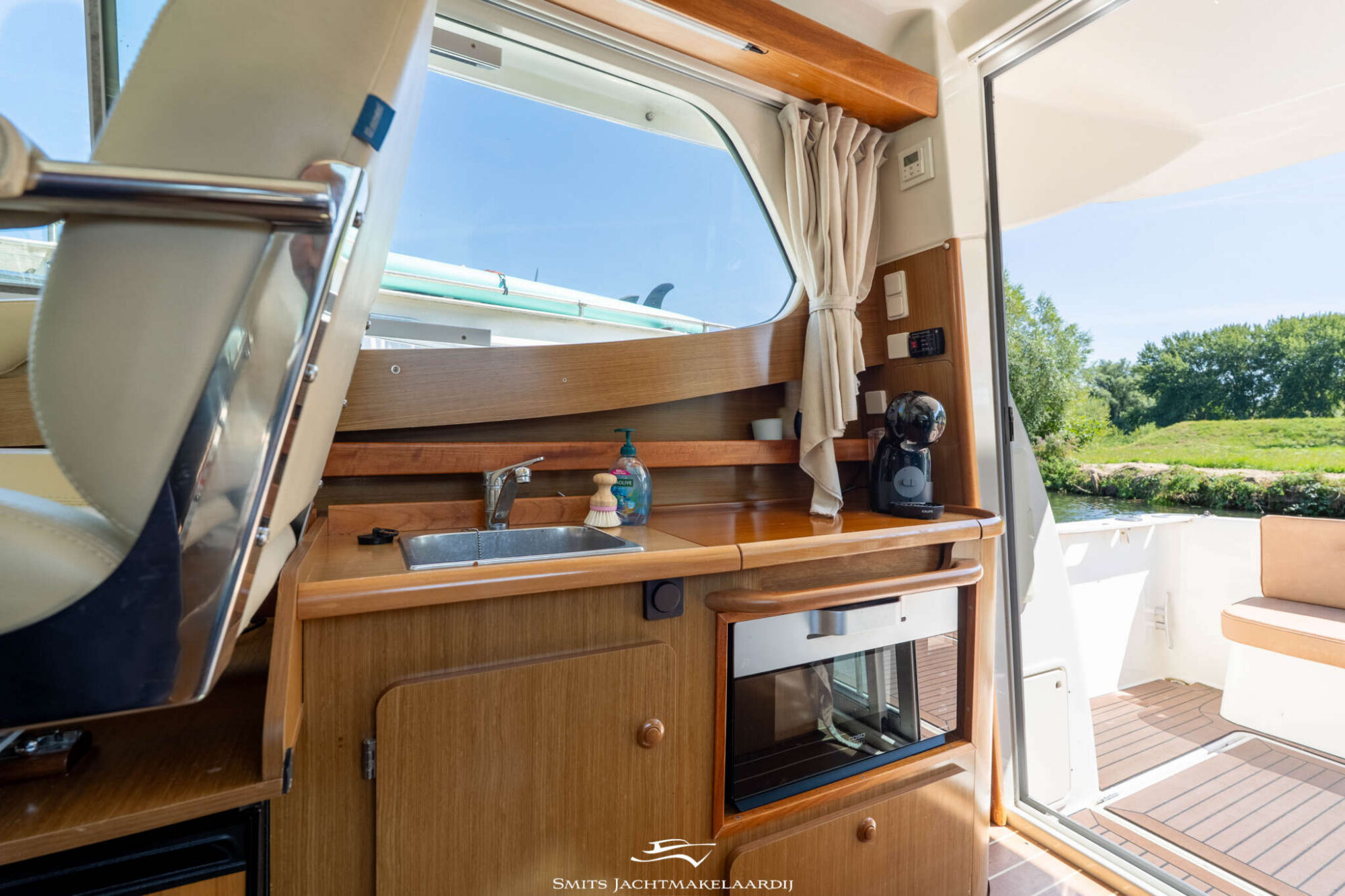 Jeanneau Merry Fisher 9.25 Flybridge — foto 6 van 64