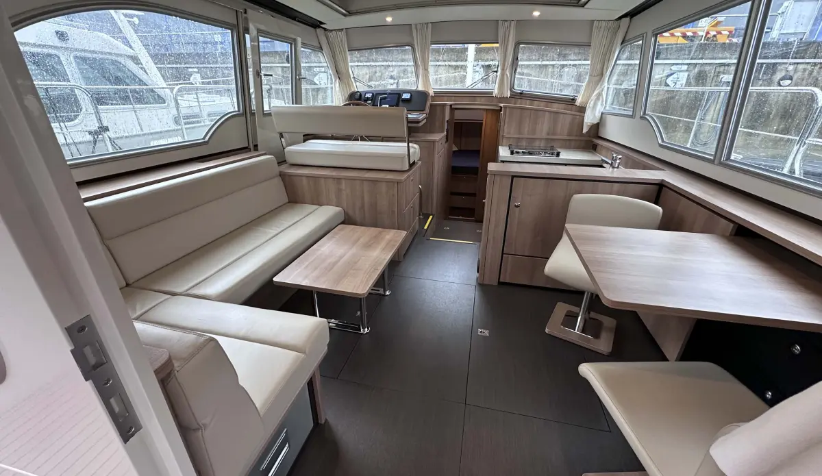 Grand Sturdy 40.0 Sedan — foto 10 van 12