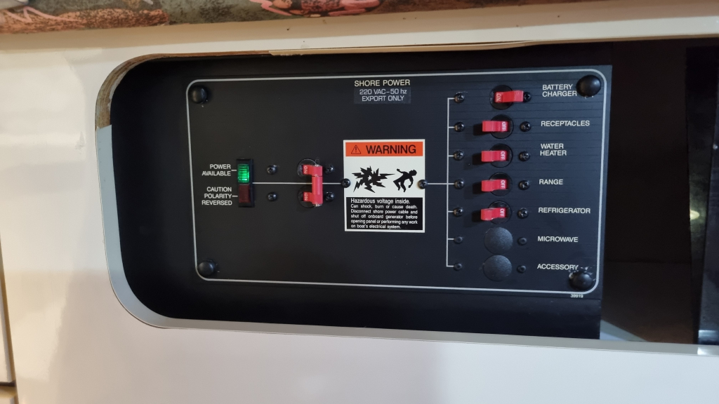 Maxum 2300SCR met trailer (in bijzonder nette staat!) — foto 33 van 39