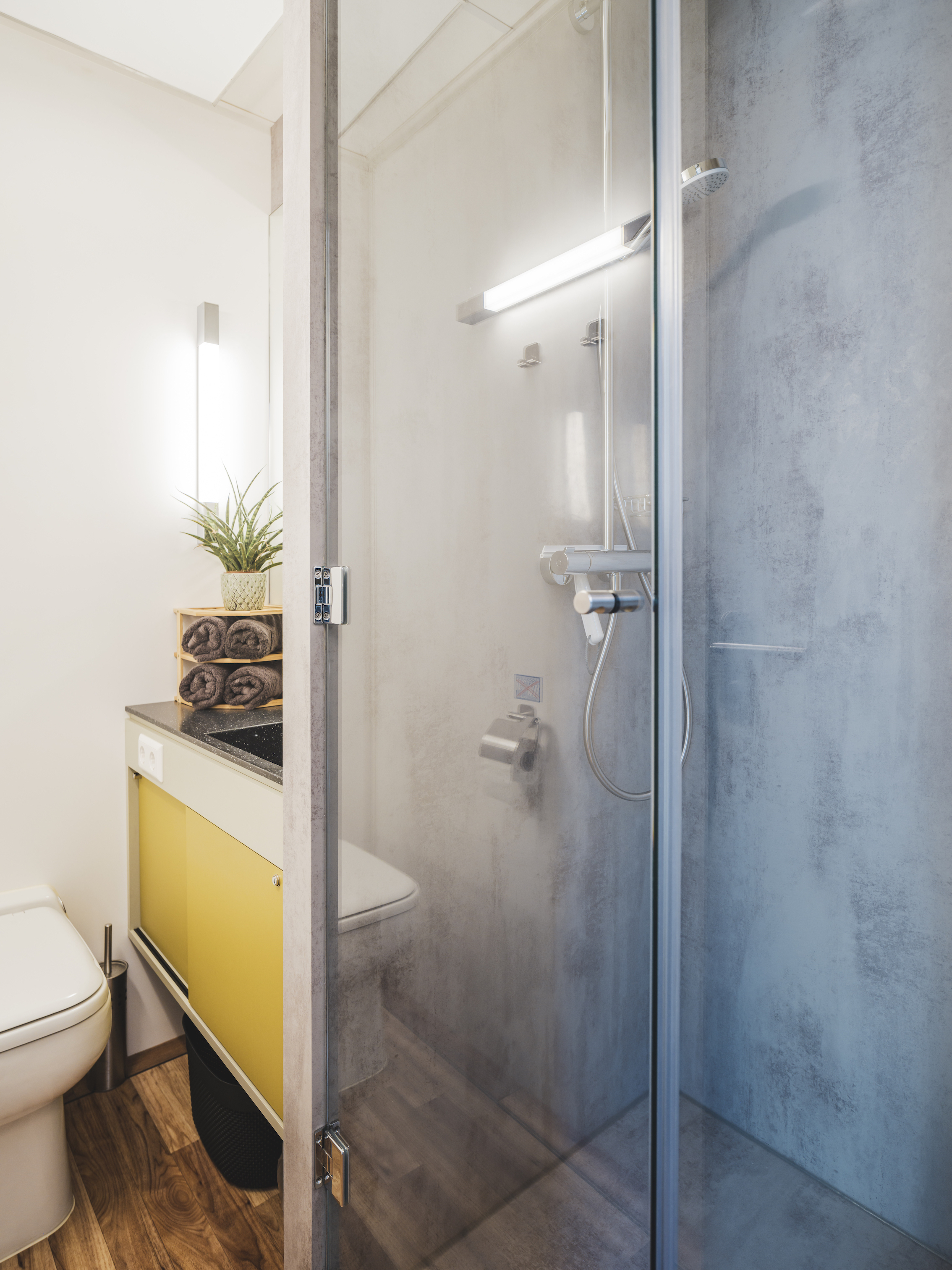 AquaHome Comfort Houseboat — foto 11 van 18