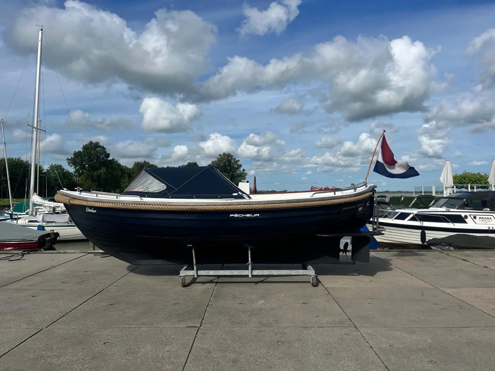 Makma pecheur Yanmar 29pk koopje € 14.950,- — foto 15 van 25