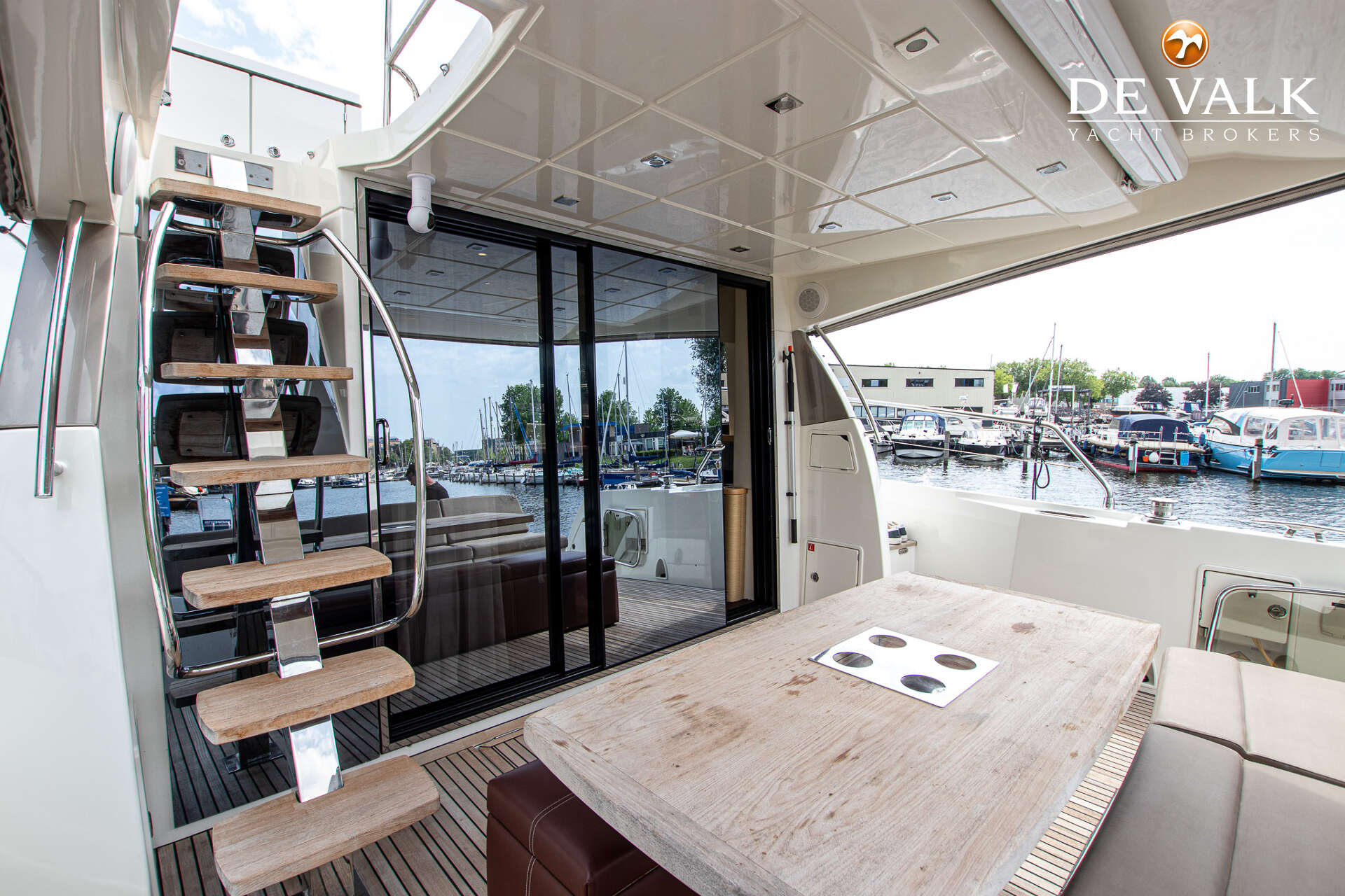 Prestige 550 Flybridge — foto 18 van 44