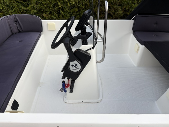 VAARKLAAR!! Twins 435 met buiskap en Tohatsu  9.8 PK — foto 12 van 14