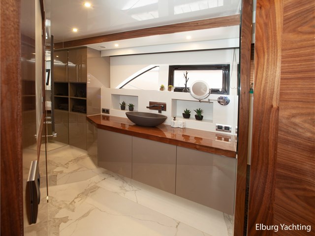 Van den Hoven Executive 2100 — foto 22 van 45