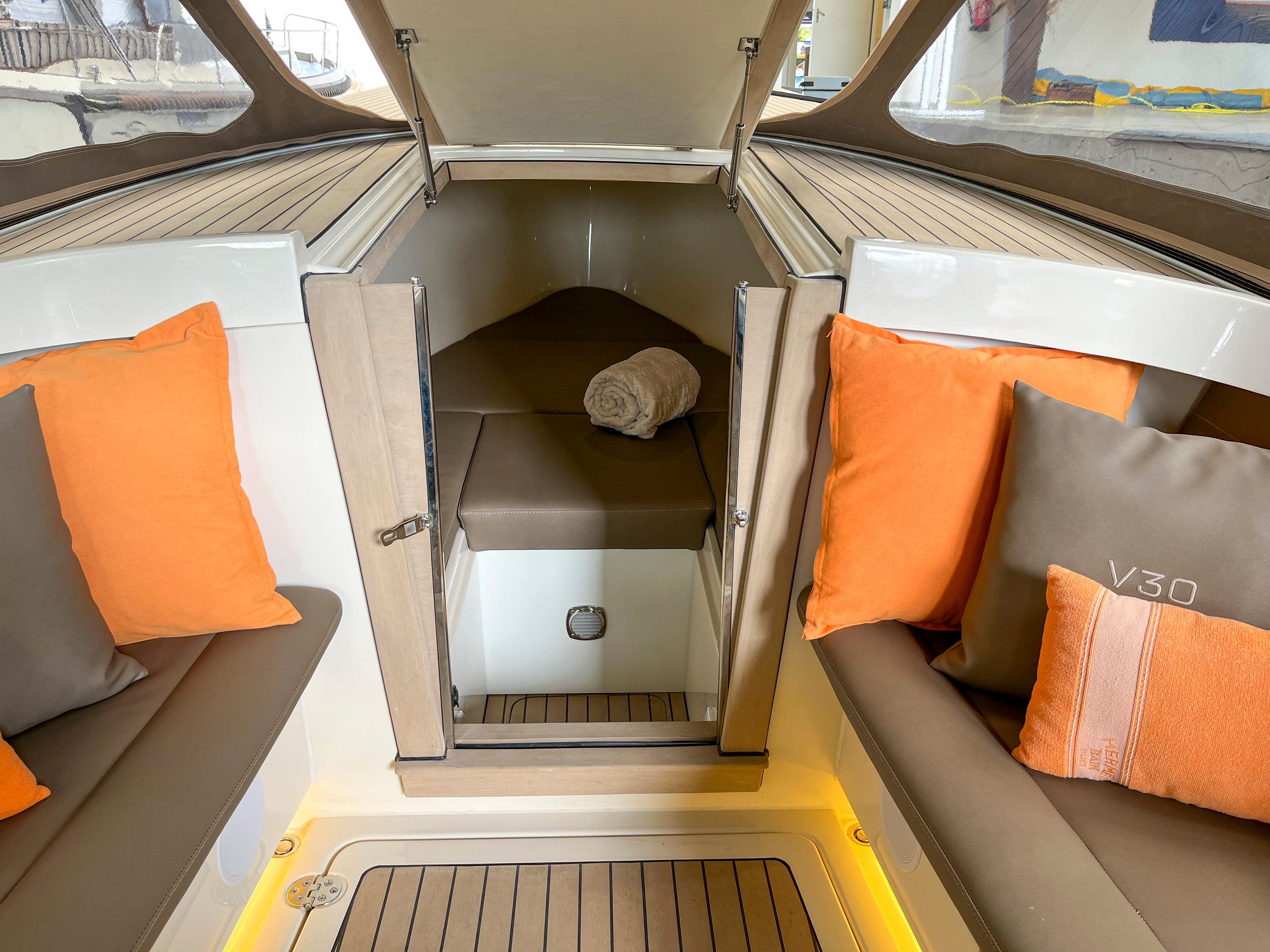 Venegy V30 Classic Cabin — foto 20 van 25