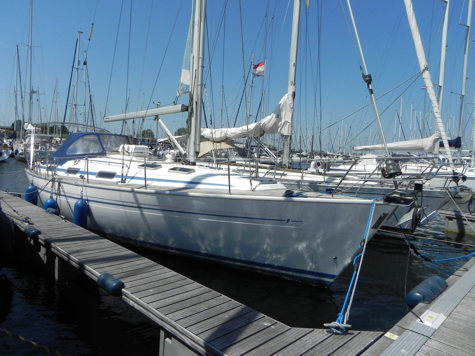 Bavaria 40-3 — foto 1 van 41