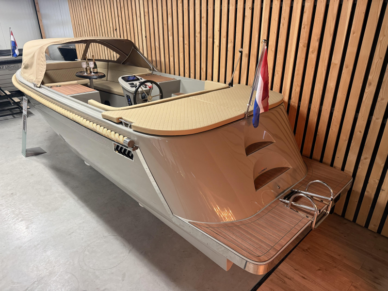 Maassloep 680 Retro 60pk Honda Demo — foto 5 van 12