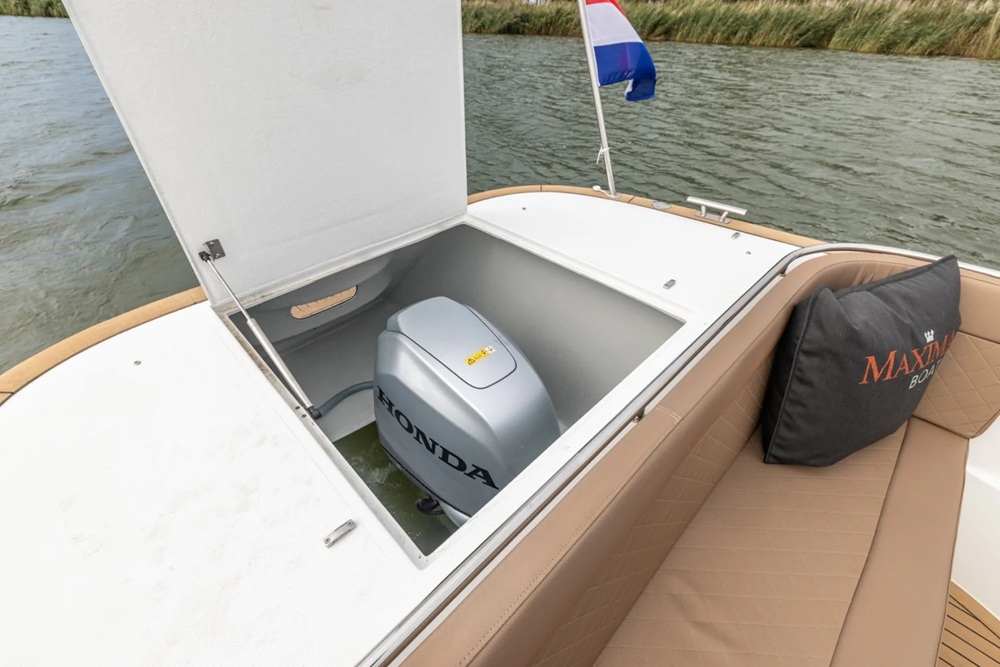 Maxima 720 Retro — foto 5 van 12