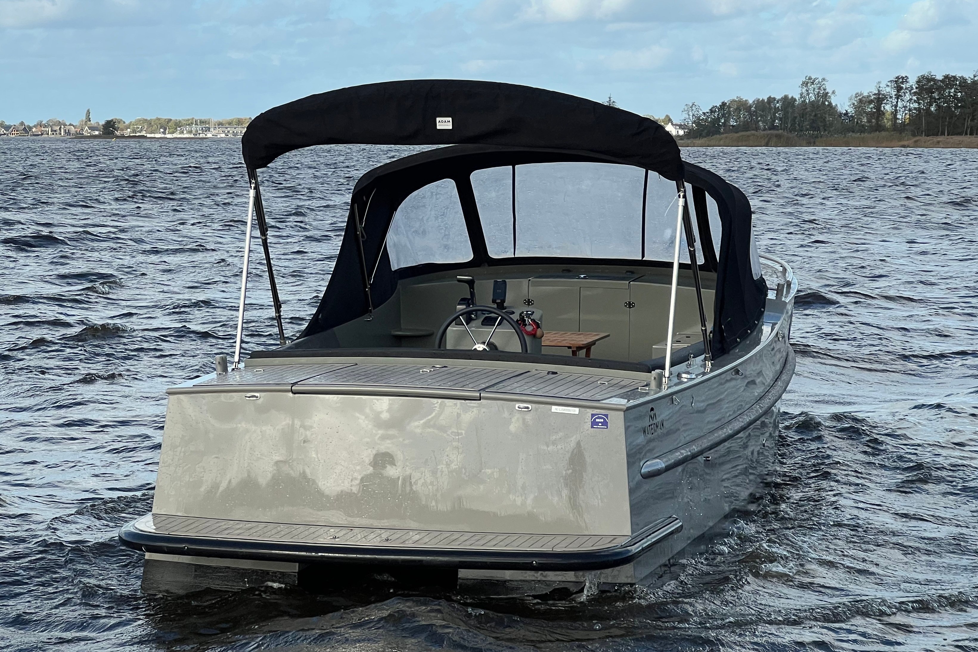 Waterman 8.0 Cabin — foto 9 van 36
