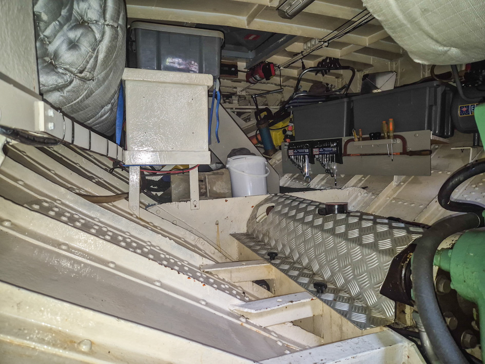 Motorsleepboot Carbon 15.63 met CBB — foto 40 van 48