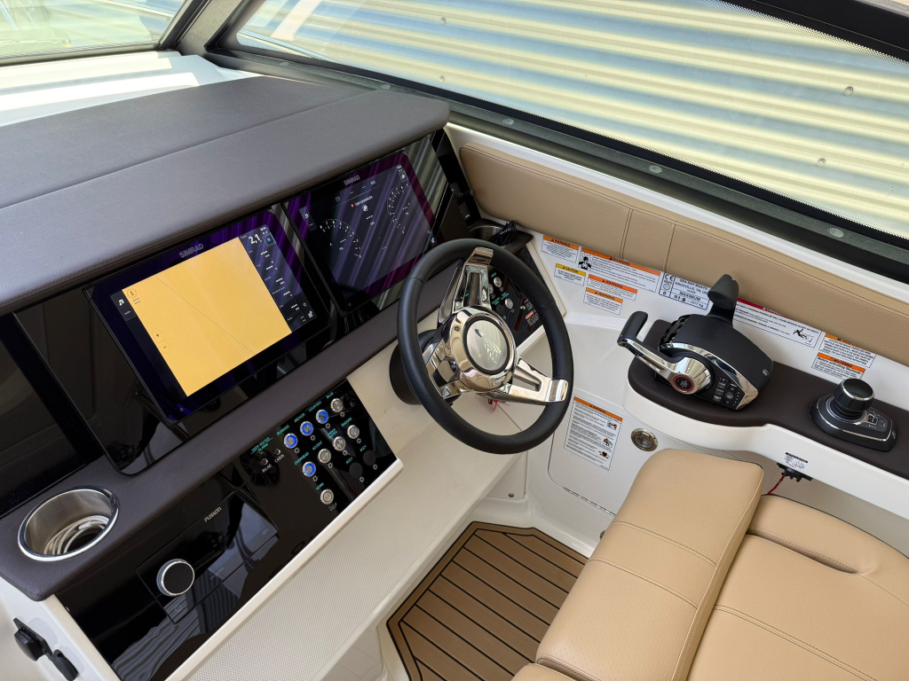 Sea Ray Sundancer 320 — foto 9 van 39