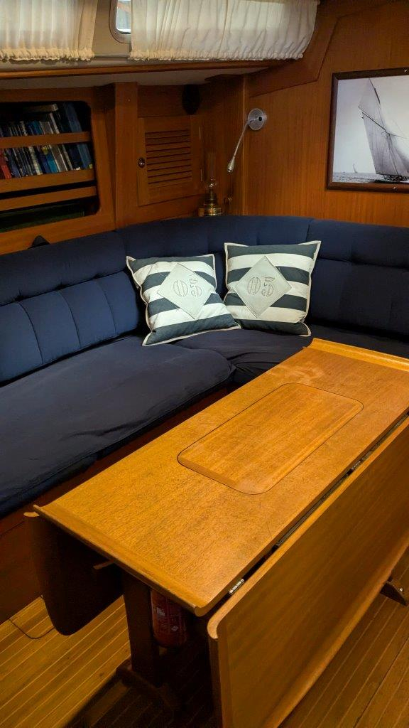 Hallberg-Rassy 45 — foto 18 van 108