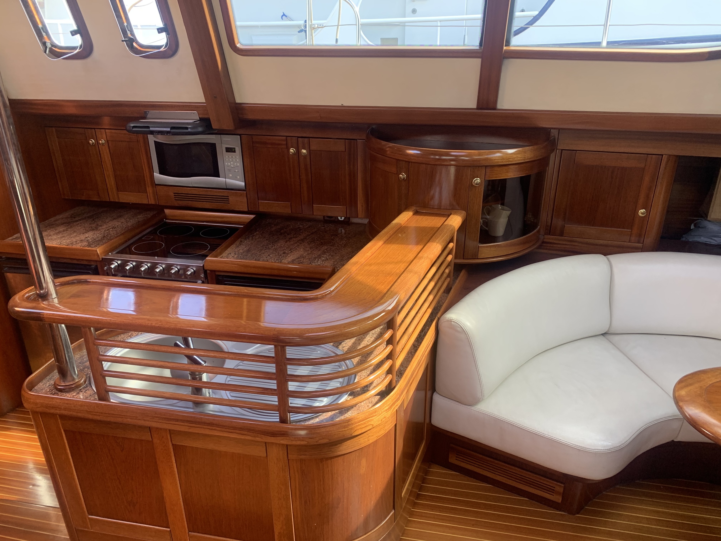Lagoon Royal Classic 66 — foto 54 van 87