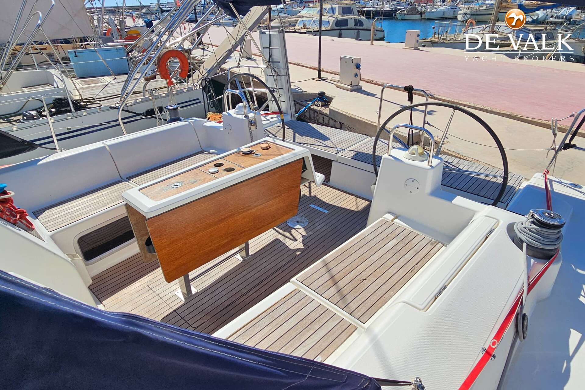 Dufour 460 Grand Large — foto 12 van 39